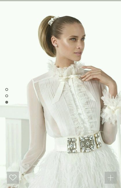 Trajes exclusivos compartidos - 1