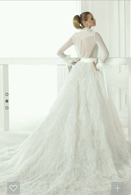 Trajes exclusivos compartidos - 2