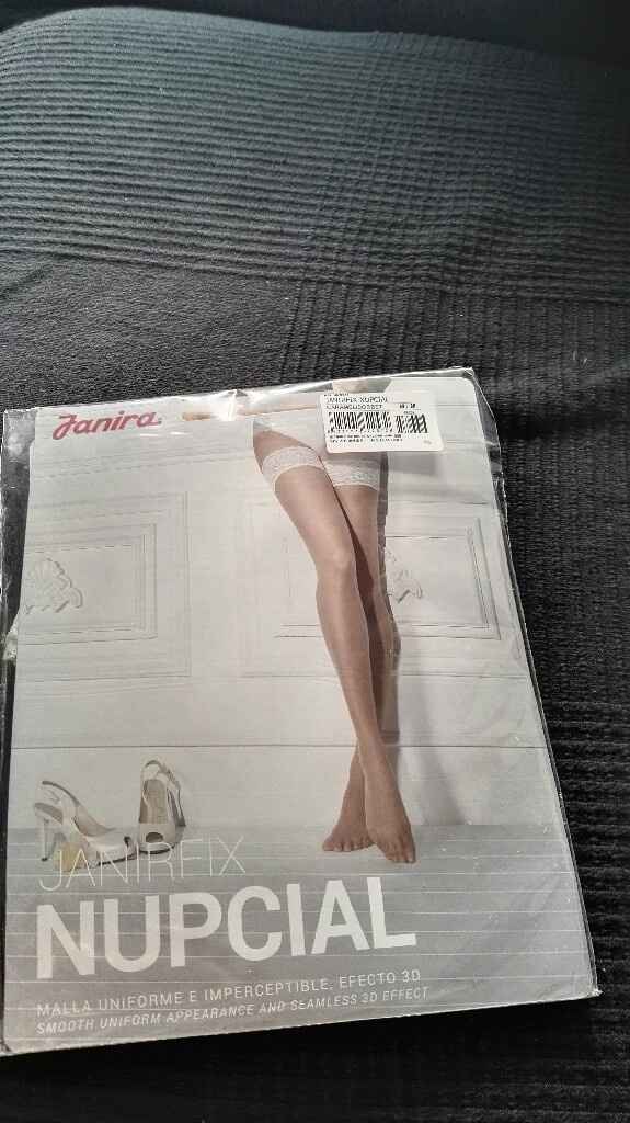 Casi toda la lencería - 1