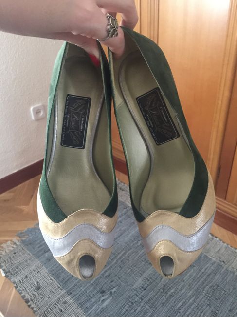 ¿de qué color vais a llevar los zapatos? - 1