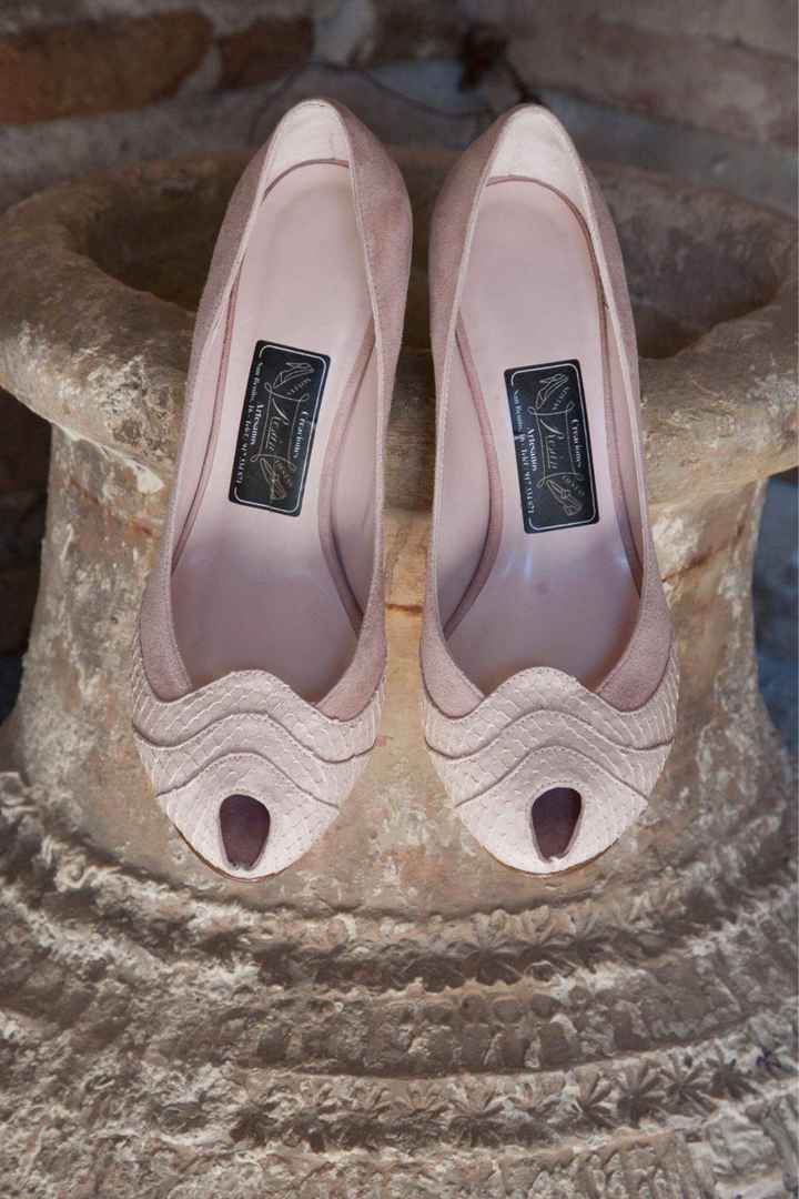 Enamorada de estos zapatos de Resan - 1
