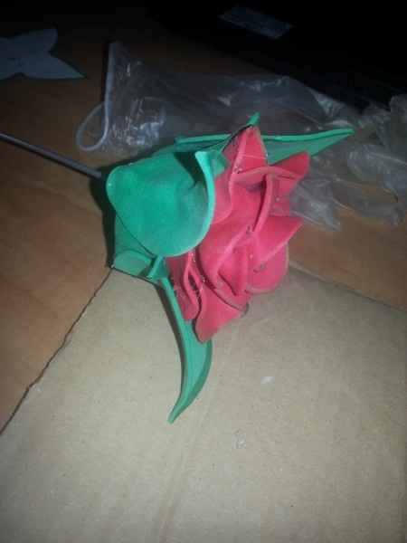 Mis primeras rosas de goma eva - 4