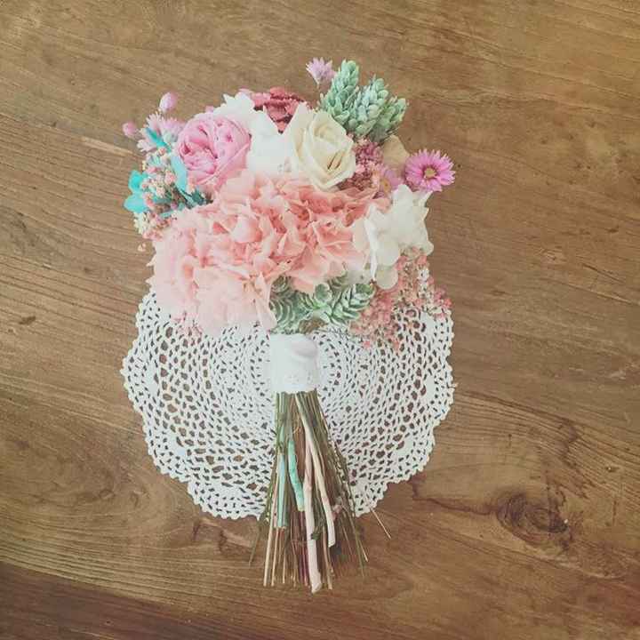 Mi ramo de novia preservado.