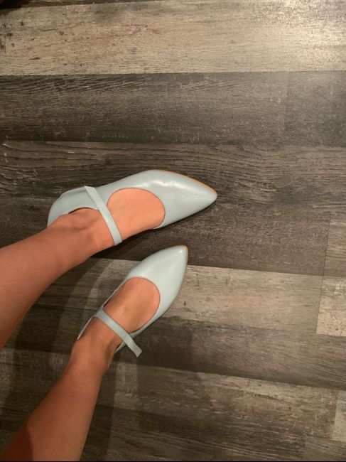 Zapatos para cambiarse en la fiesta: bailarinas o deportivas ? 1