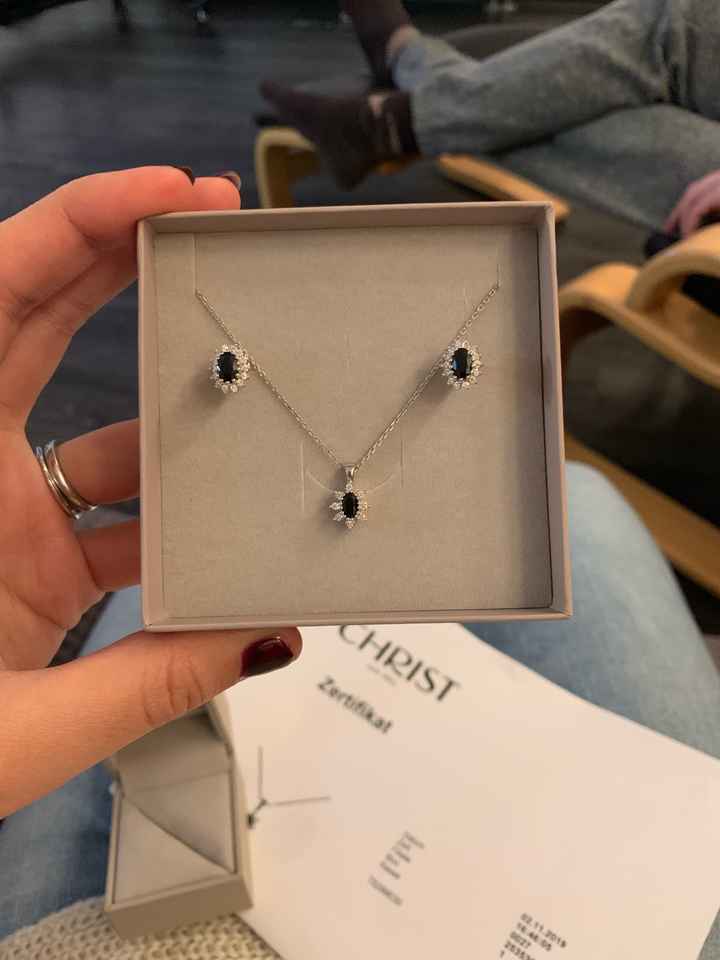 Joyas día B: os pondríais zafiros con diamantes o son muy oscuros? - 2