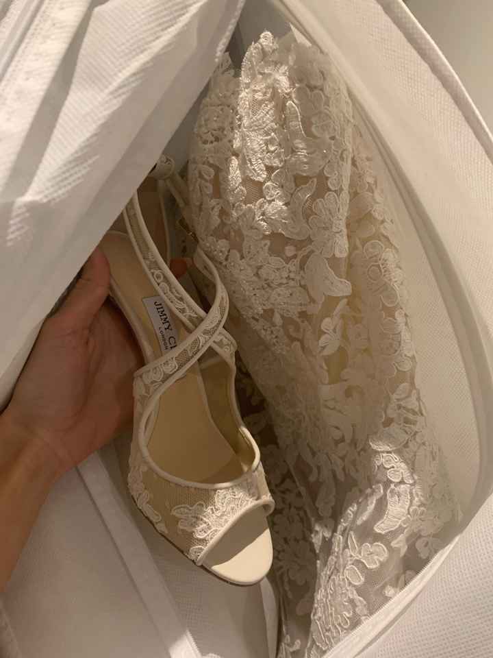 Zapatos y vestido: perfect match - 1