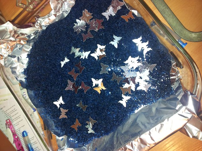 arroz teñido con confetti
