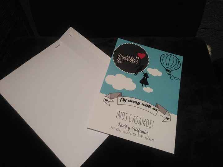 Invitación por delante