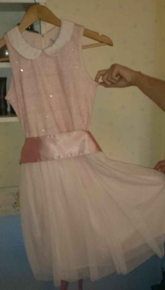 Ayuda vestidos para damitas/os - 1