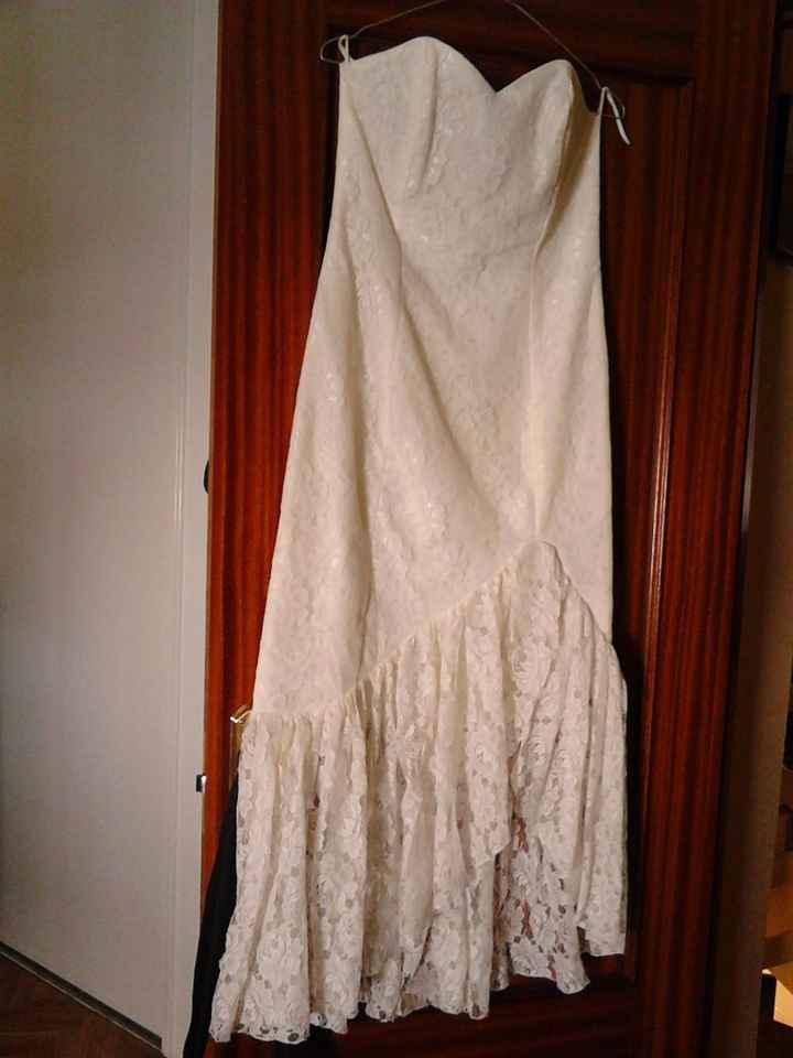 Se vende vestido 60 e - 1