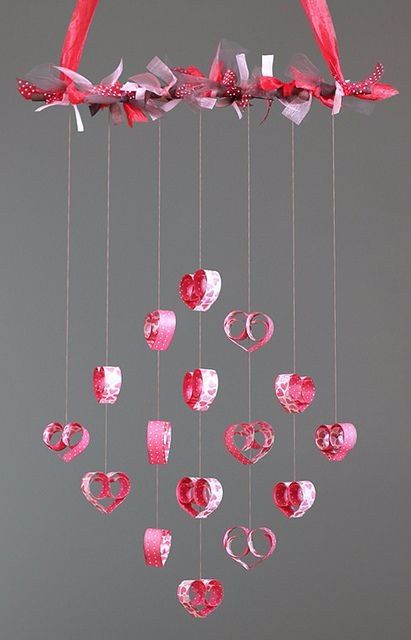 Móvil de corazones