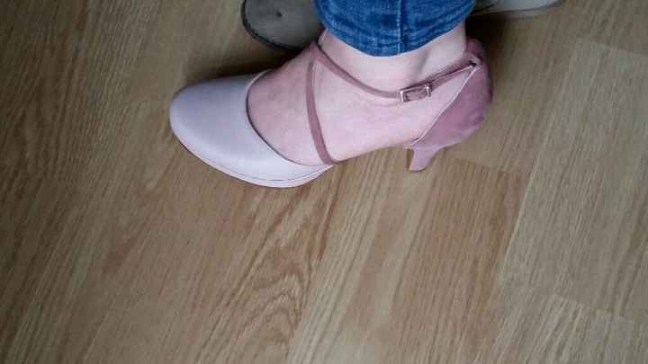 Zapatos clásicos o con un toque de color - 1
