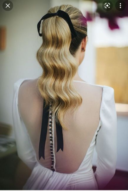 ¿Que peinado usarías con este vestido? 15
