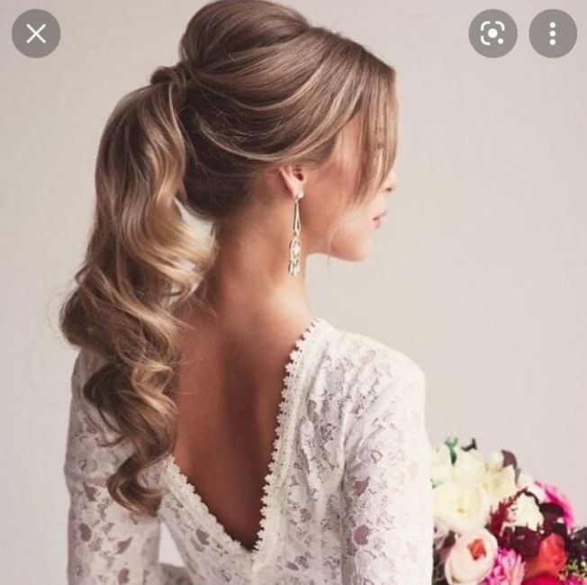 ¿Que peinado usarías con este vestido? 16