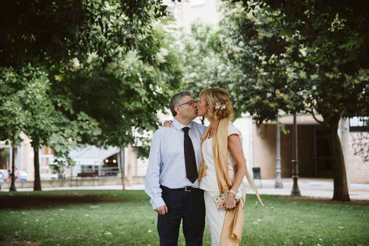 Hoy es nuestro primer aniversario de boda - 1