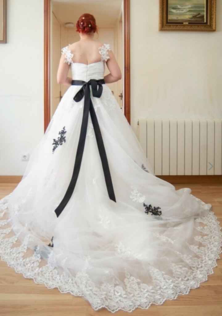 Las espaldas de nuestros vestidos 👰‍♀️ - 1