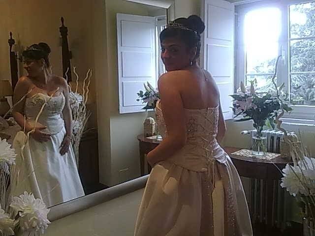Vestido  con tiara