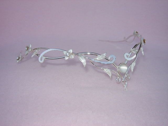 Tiara de estilo medieval (2)