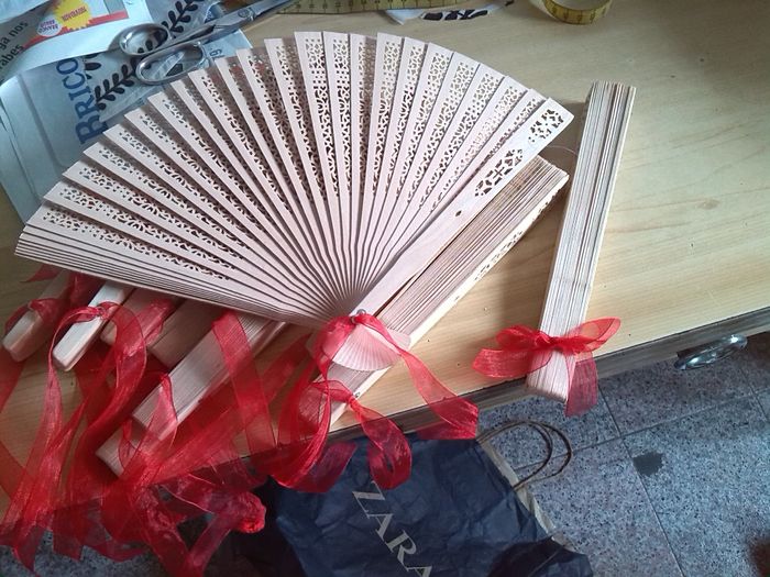 abanicos para la iglesias