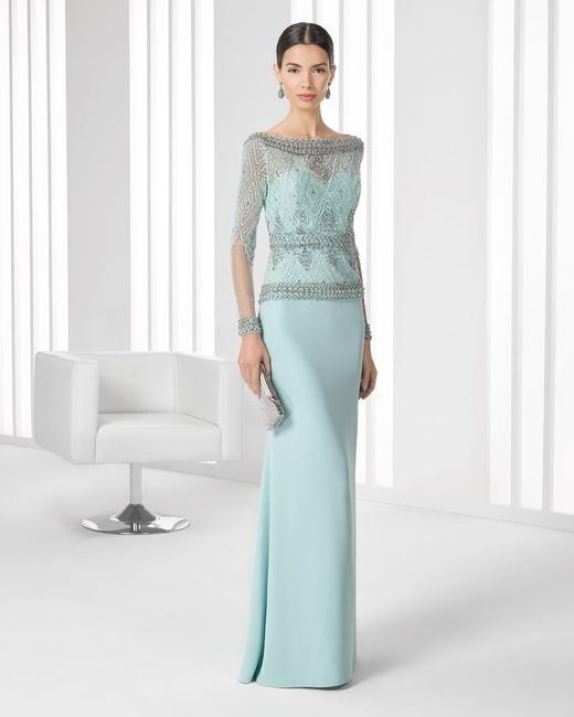 Pedreria en vestidos 11