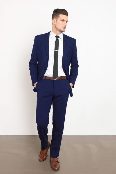 traje