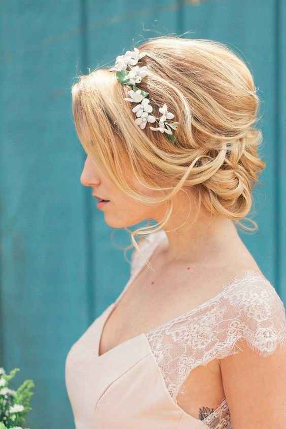 Peinado novia rubia