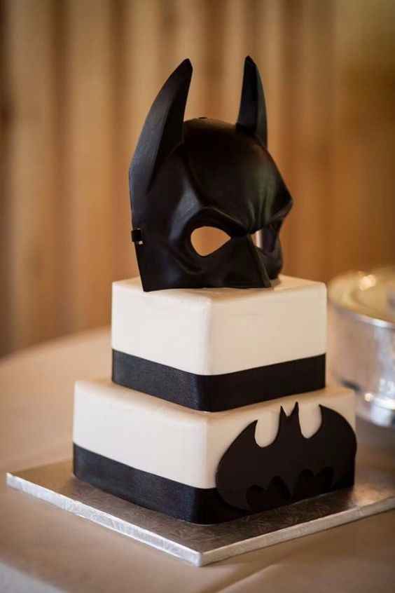 Groom cake