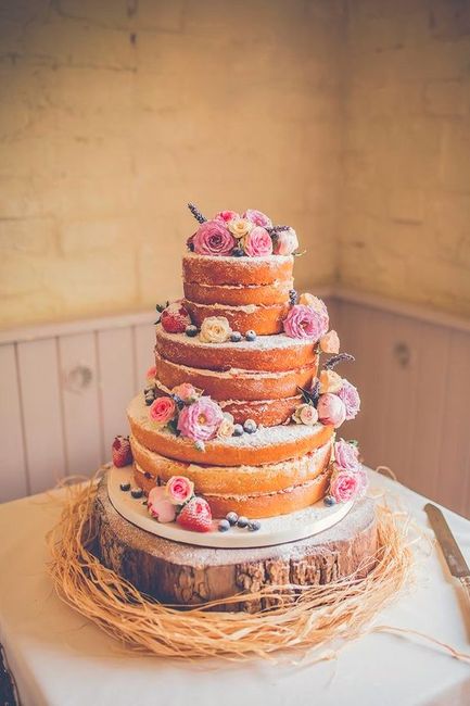 Naked cakes
