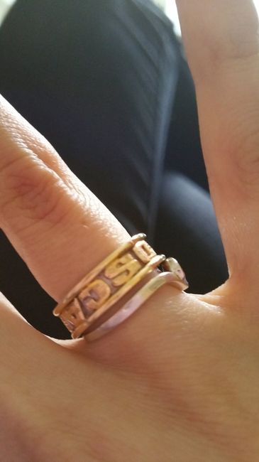 Anillos distintos - 1
