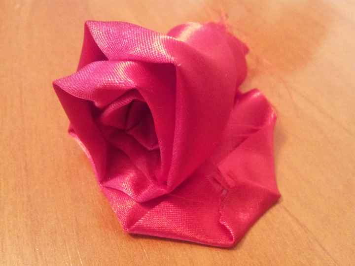 flor  de raso 9