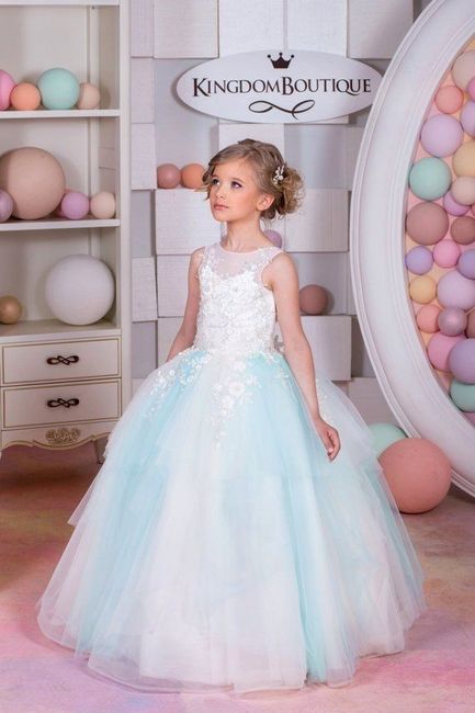 Por q les hemos tomado las medidas mis princesas para sus vestidos - 2