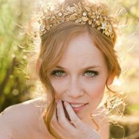 Busco diadema.tiara, tema florales en plata ¿me ayudais? - 5