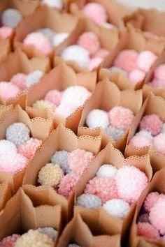 Pompones