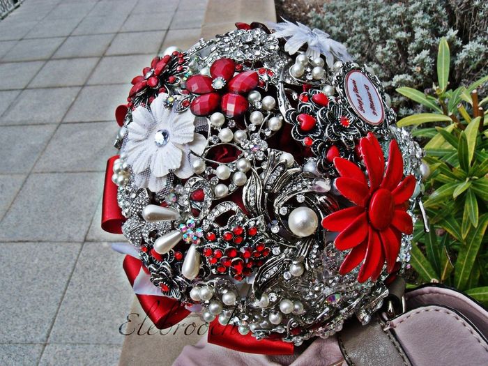 Ramo de broches ELEBROCH