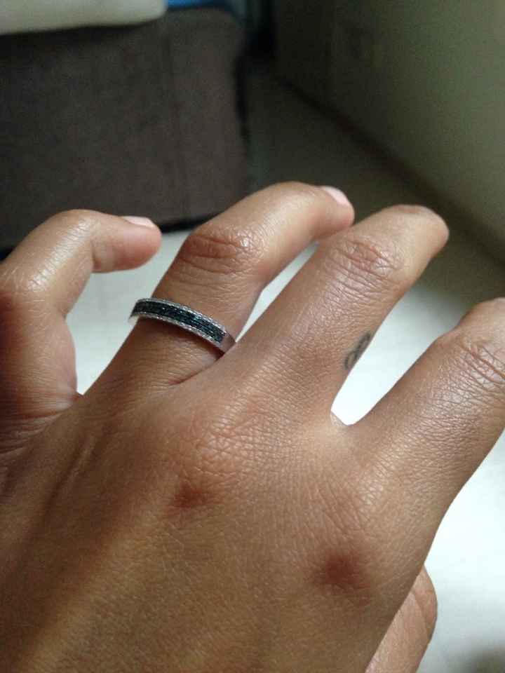 Pongamos todas nuestro anillo de compromiso - 1