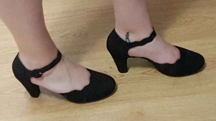Ya tengo los zapatos y negros - 1