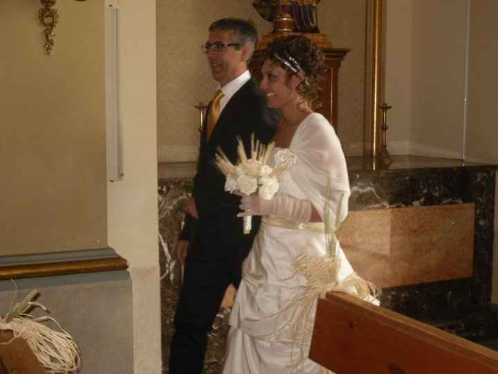 la entrada a la iglesia