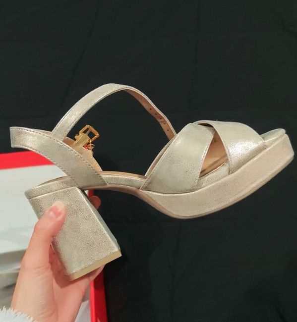 Me niego a gastar 300€ en unos zapatos que no se ven: Mi hallazgo 'low Cost' para boda de día - 1