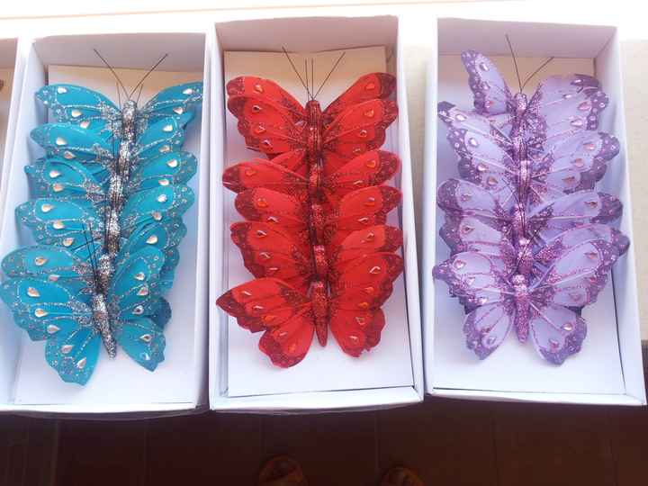 mariposas para la decoracion de las mesas de los invitados