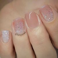 ¿Manicura francesa o de color? - 1