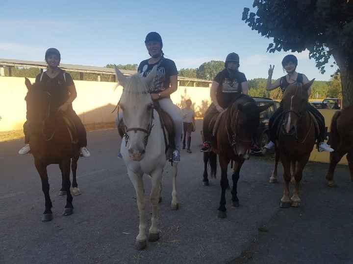 Al final sí hubo despedida de soltera, 😅 - 2