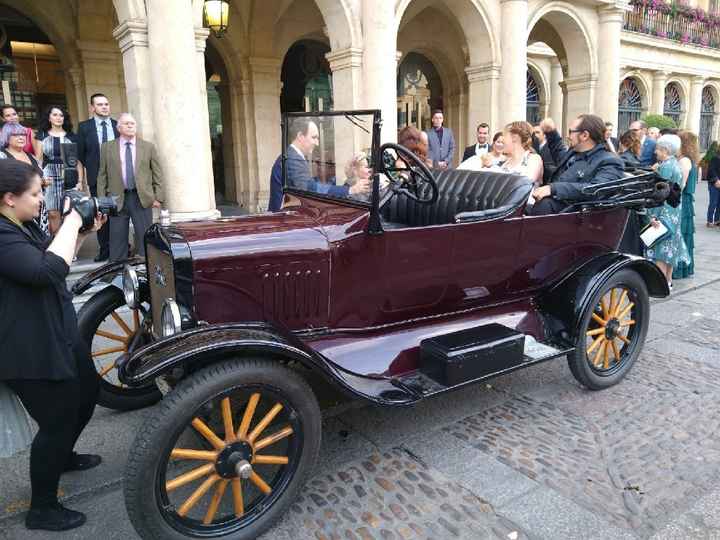 ¡Tips para decorar el coche de bodas y que acapare toda la atención! - 1