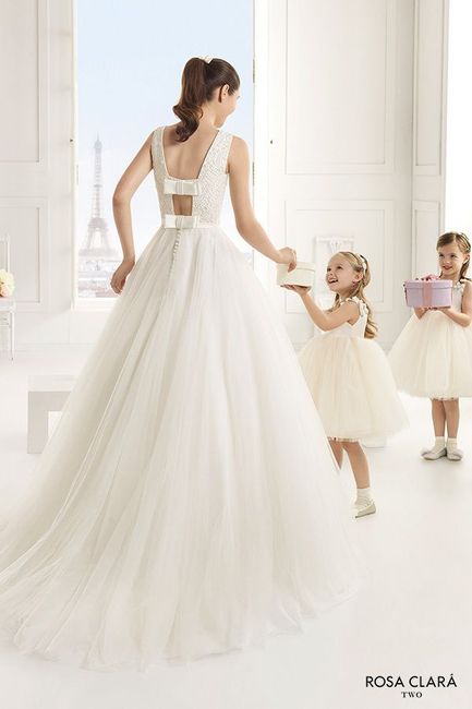 mi vestido por detrás