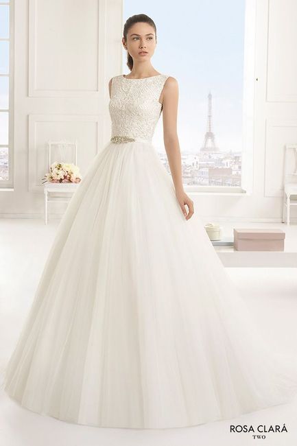 mi vestido por delante