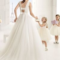 mi vestido por detrás
