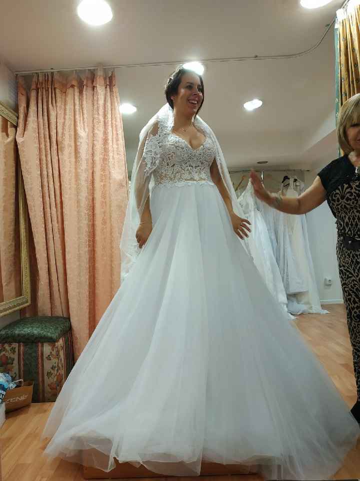 Buscando mi vestido - 1