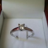 Vuestro anillo de prometida - 1