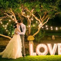 Love letras luminosas