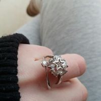 Anillo de compromiso: ¿A o B? - 1
