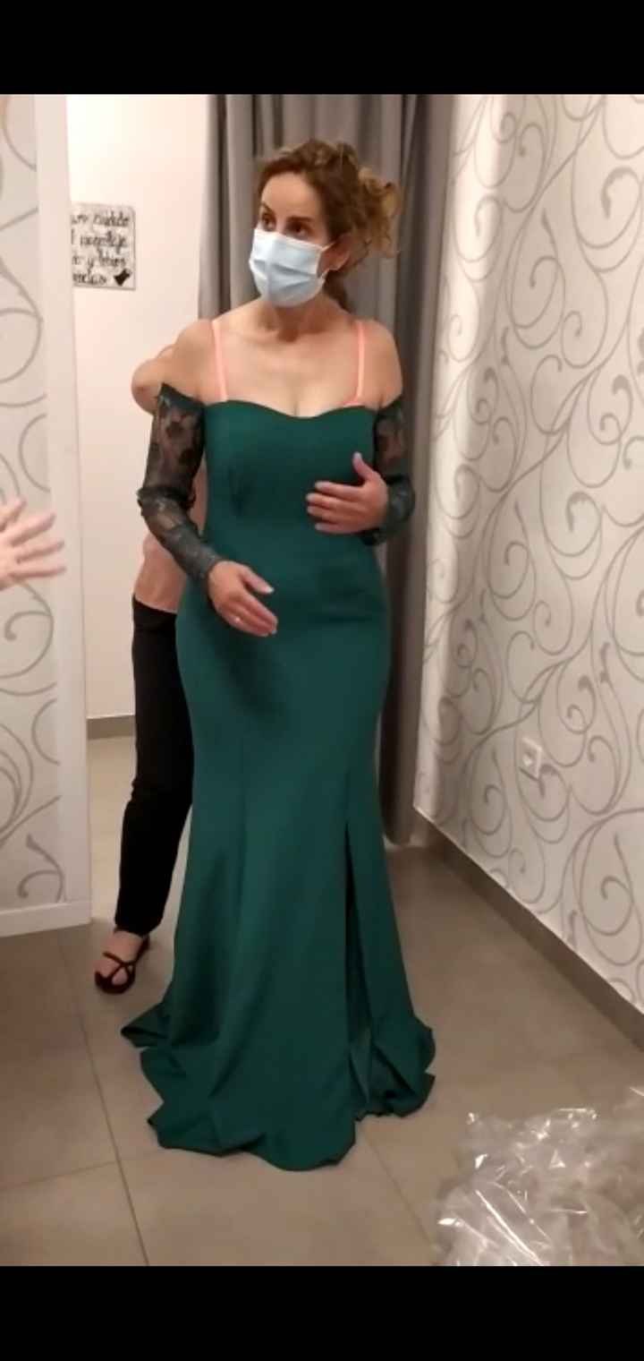 Mi suegra ya tiene vestido - 1